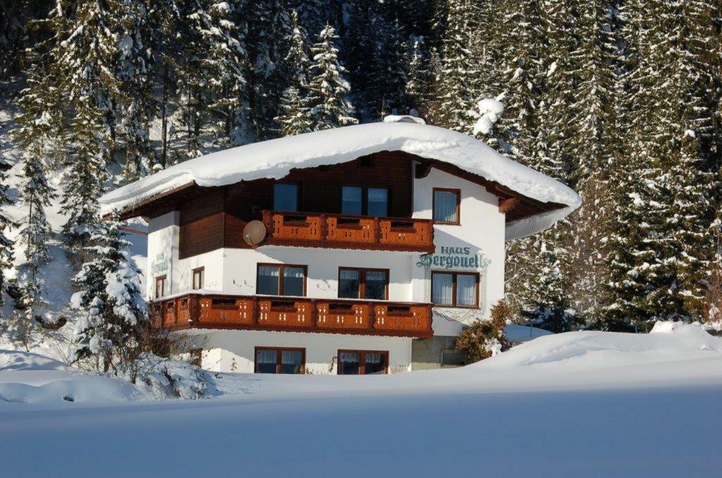 Apartamento Haus Bergquell Ramsau am Dachstein Exterior foto
